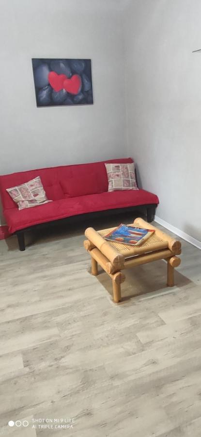 La Casa Di Mimi' Apartment เชฟาลู ภายนอก รูปภาพ