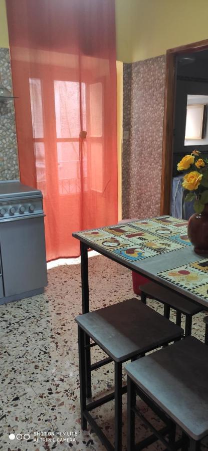 La Casa Di Mimi' Apartment เชฟาลู ภายนอก รูปภาพ